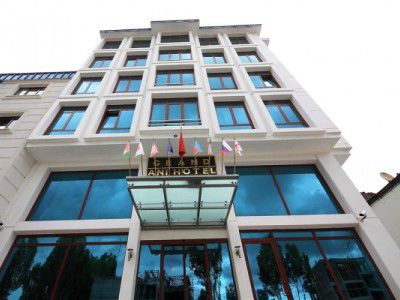 Grand Ani Hotel Карс Екстериор снимка